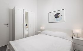 Apartment With Balcony Nest In 2